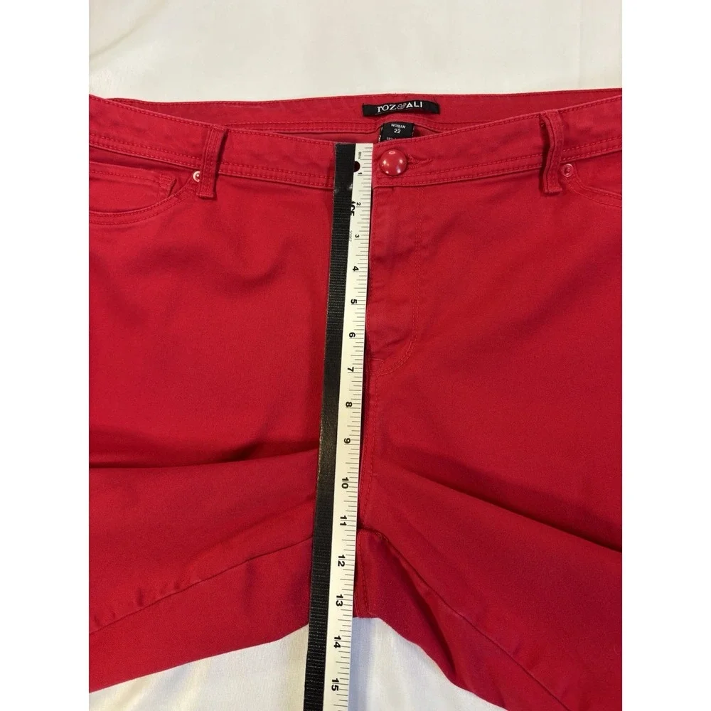Roz & Ali Women's 22 Colorful Red Denim Capris Coastal Resort BOHO Summer